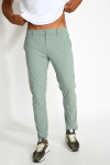 Pantalon stretch vert mousse SERGE LESCADA