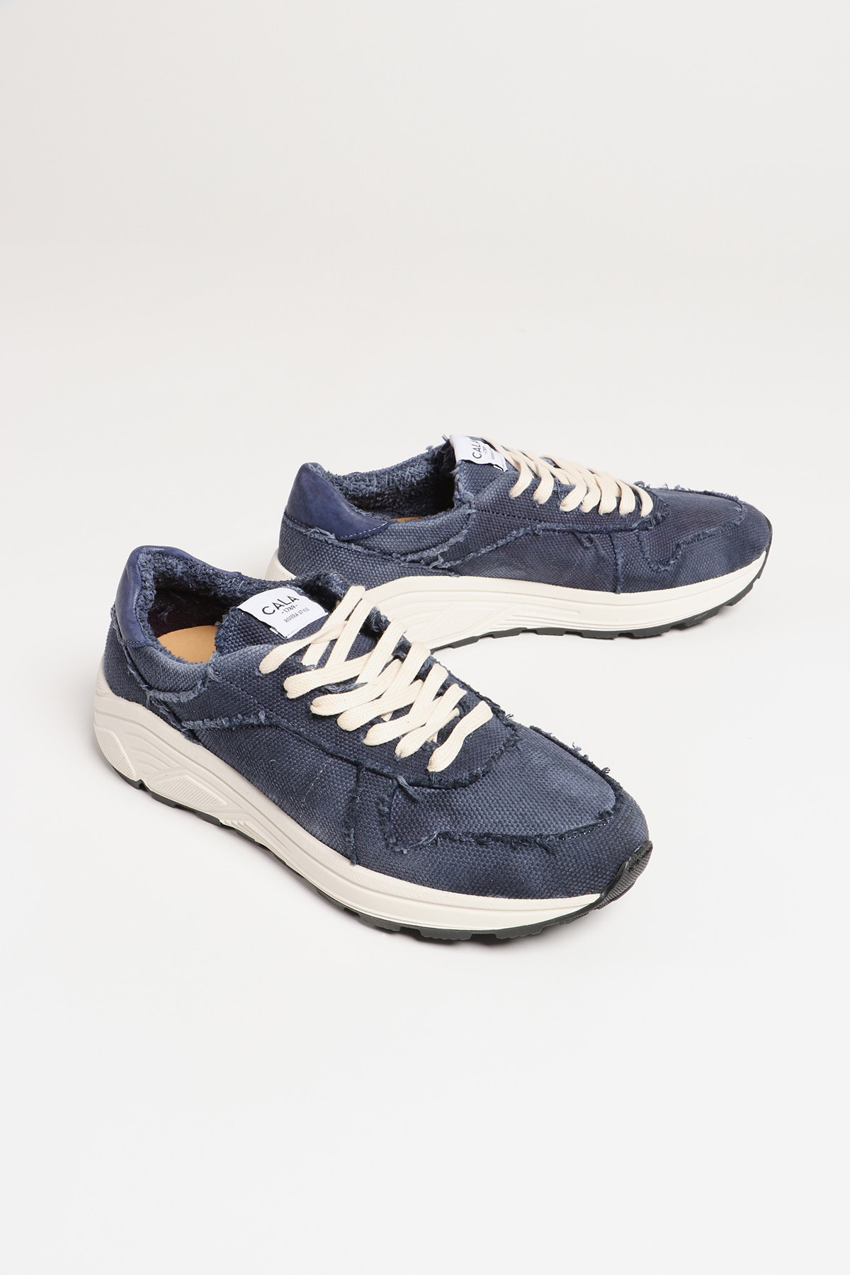 Sneakers bleu marine NINO AVELLINO - 5