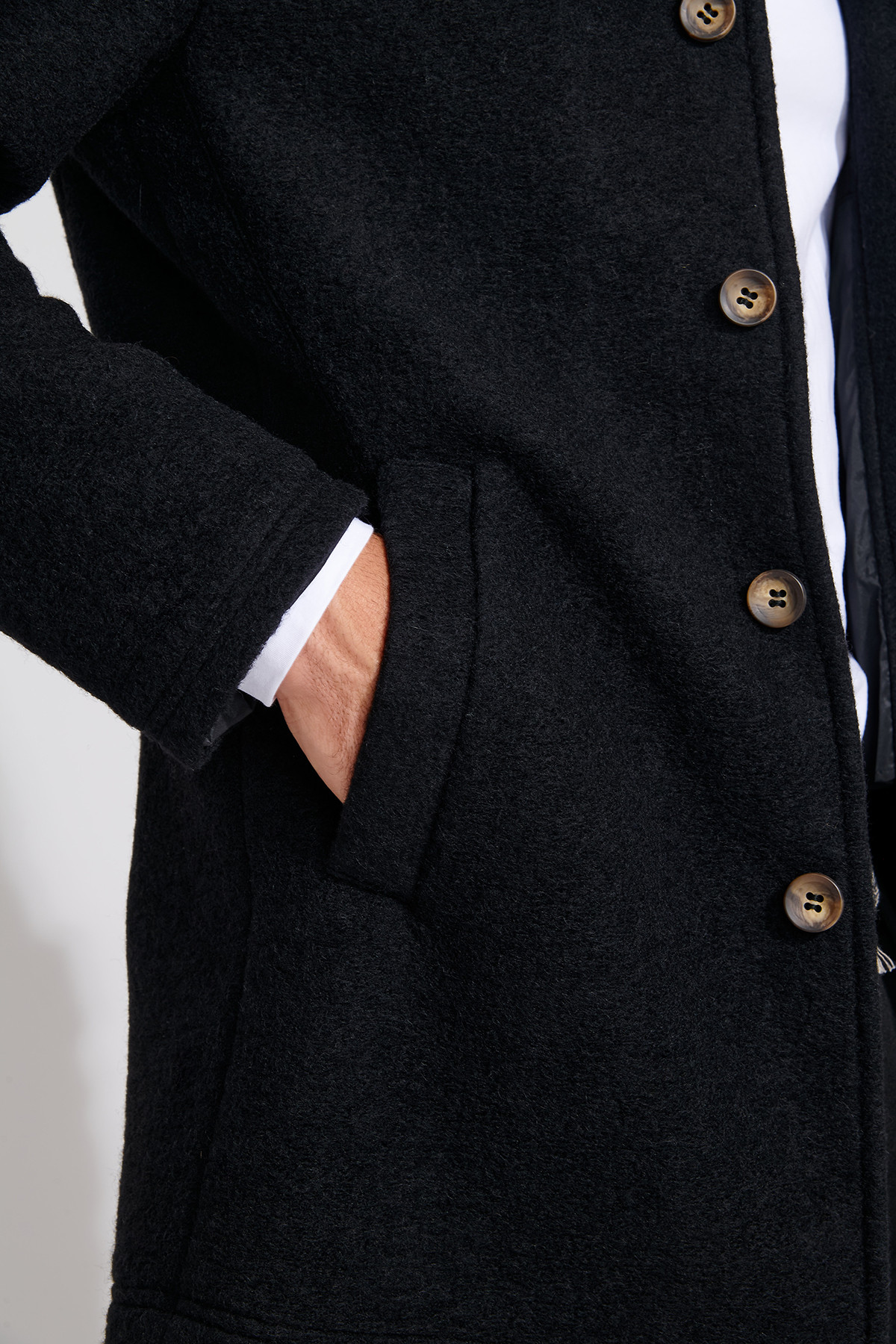 MANTEAU NOIR UMBERTO KARALIS - 4